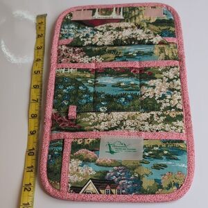 Suttles And Seawinds Floral Rural Scene Organizer Wallet Case. Vintage